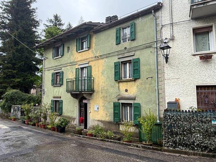 Casa con 6 locali in vendita in Via Alessandro Manservisi, Castelluccio, Alto Reno Terme