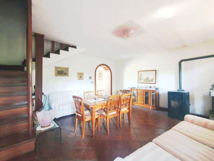 Casa con 6 locali in vendita in Via San Salvatore, Torre Alfina, Acquapendente
