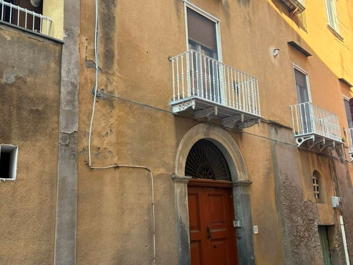 Casa trilocale in vendita in Via Principe Umberto, Procida