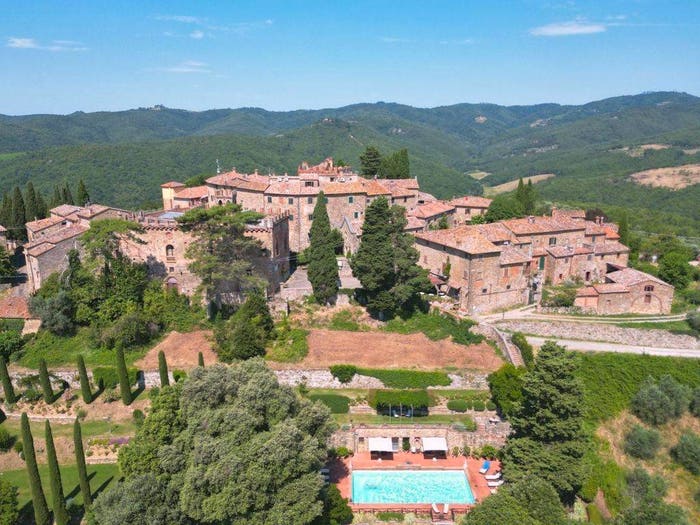 Casa con 6 locali in vendita in Via di Bucine, Centro, Bucine
