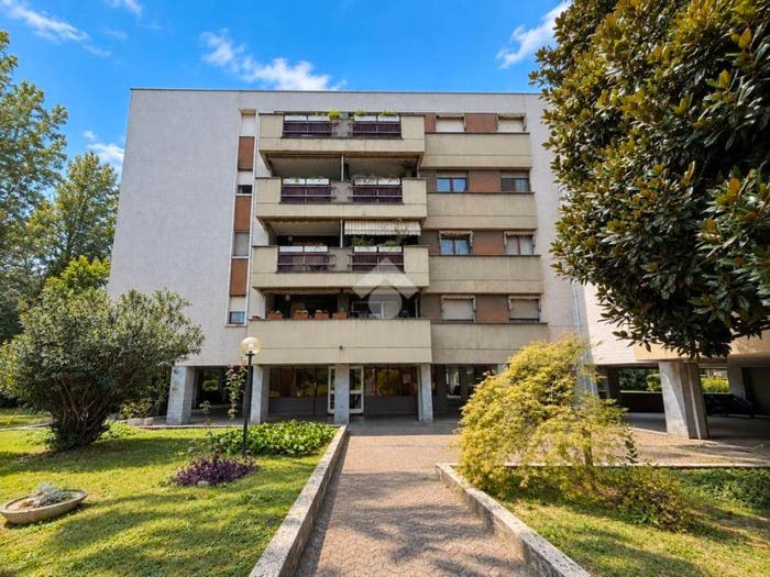 Appartamento quadrilocale in vendita in Via Giacomo Antonini, Ripamonti Fondazione Prada, Milano