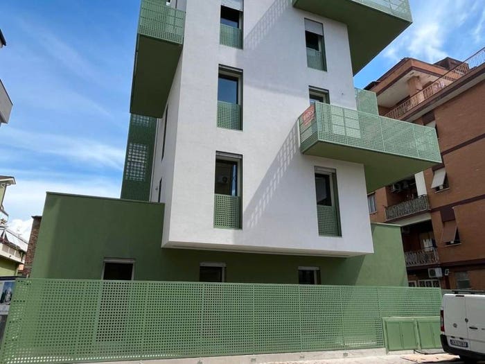 Appartamento quadrilocale in vendita in Via Guglielmo Andreoni, Centro, Aprilia