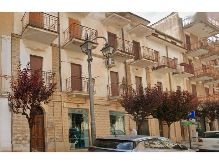 Appartamento con 6 locali in vendita in Corso Italia, Centro, Fondi