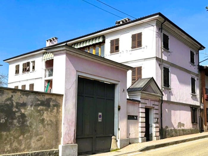 Appartamento quadrilocale in vendita in Corso Lisa Onorio, Cambiano
