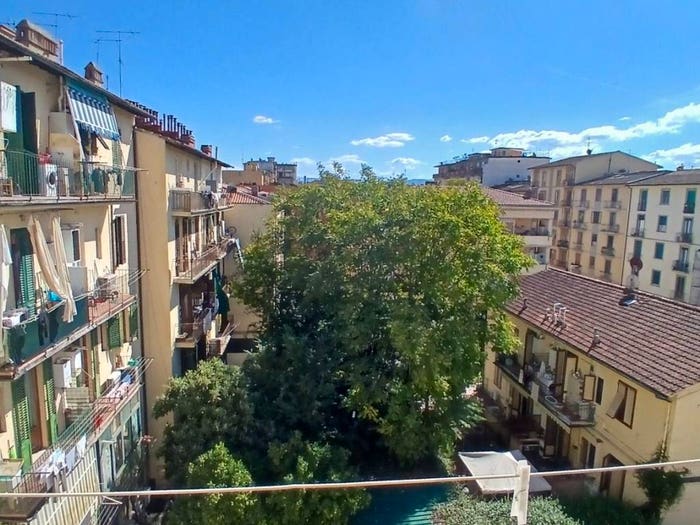 Appartamento con 5 locali in vendita in Via Maestro Isacco, Novoli, Firenze