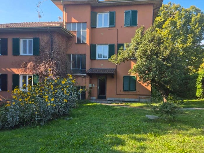 Appartamento trilocale in affitto in Via Paolo Comolli, Barasso