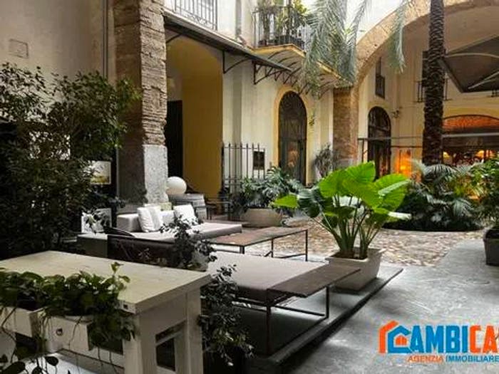 Appartamento trilocale in vendita in Neighbourhood Castellammare Loggia, Cassaro, Palermo