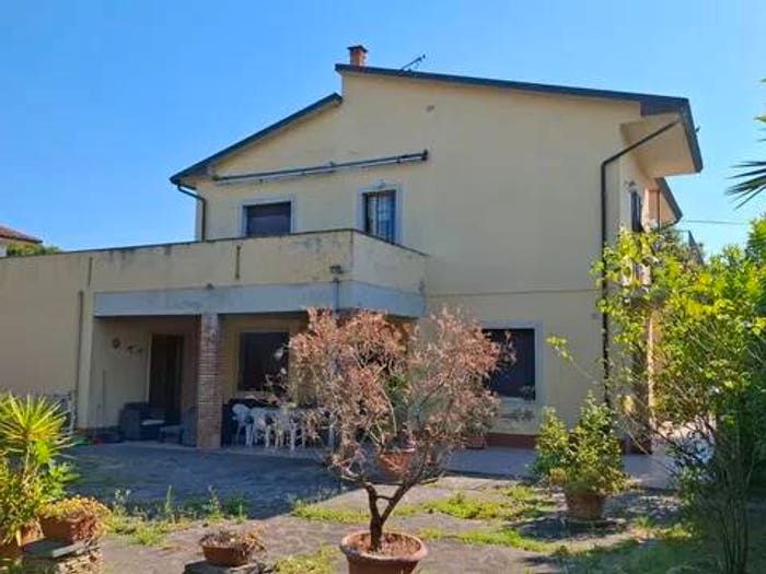 Casa con 6 locali in vendita in Via Zavagno, Crespina e Lorenzana