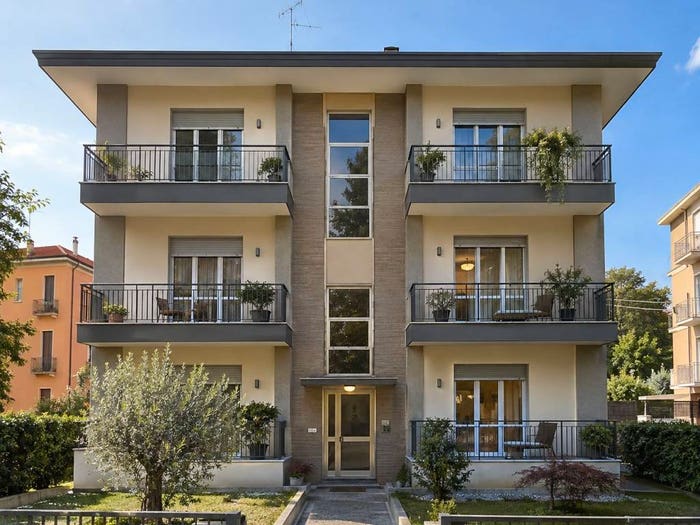 Casa con 6 locali in vendita in Città Bassa Laghi, Lodi