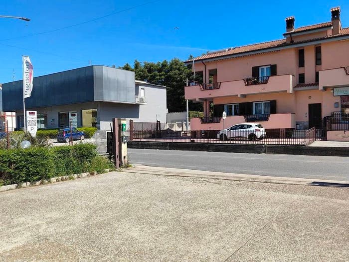 Appartamento con 6 locali in vendita in Via Nettunense, Campoleone Tre Colli, Aprilia