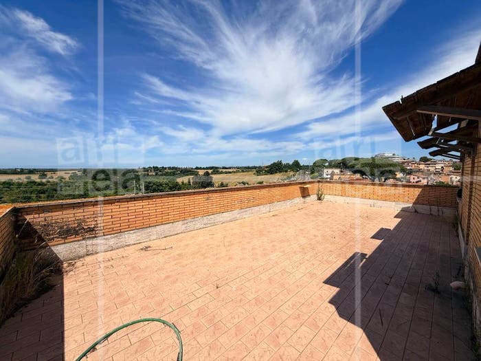 Appartamento trilocale in vendita in La Giustiniana, Roma