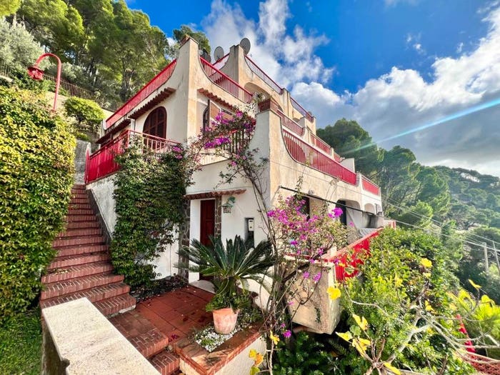 Casa con 6 locali in vendita in Via Pozzillo, San Marco, Castellabate