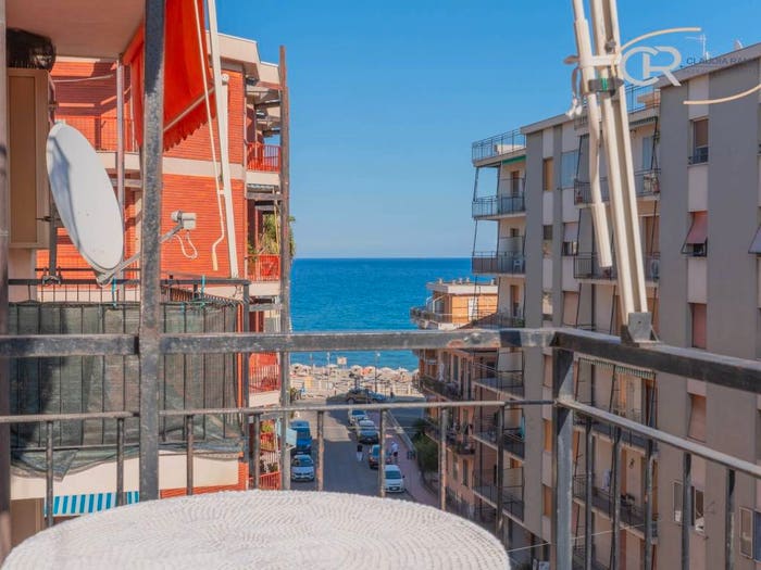 Appartamento bilocale in vendita in Via Pisa, Centro, Albenga