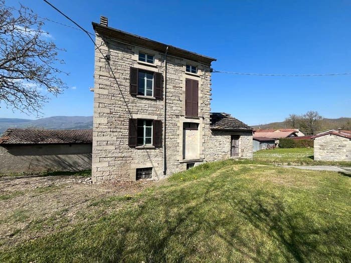 Casa con 5 locali in vendita in Località Pietracavata, Varsi