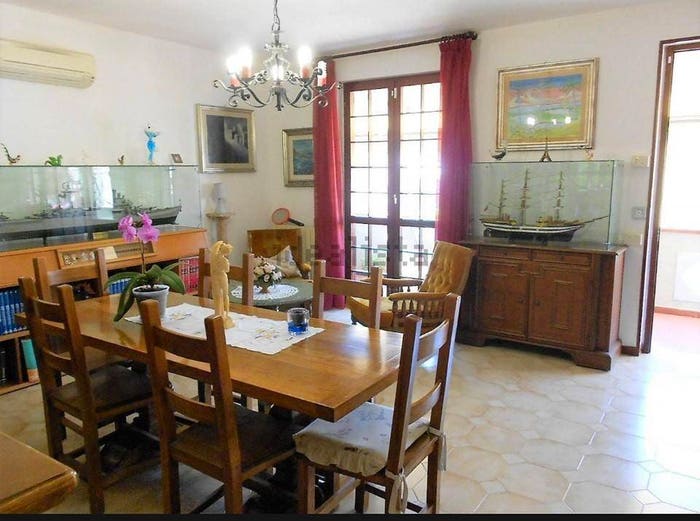Appartamento con 6 locali in vendita in Rinchiostra Quercioli, Massa