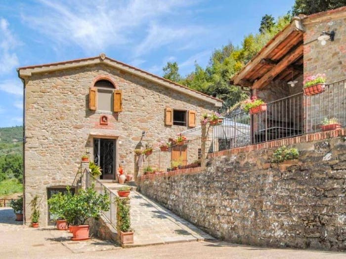 Appartamento con 6 locali in vendita in Centro, Loro Ciuffenna
