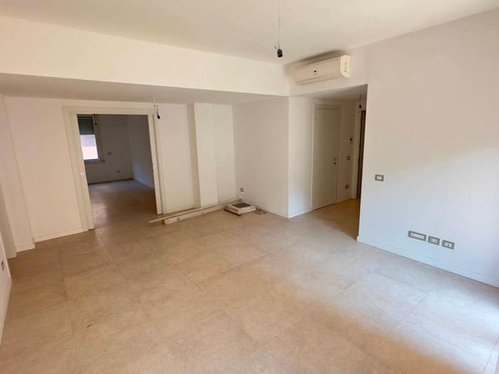 Appartamento trilocale in vendita in Corso Vittorio Emanuele II, Centro Storico, Piacenza
