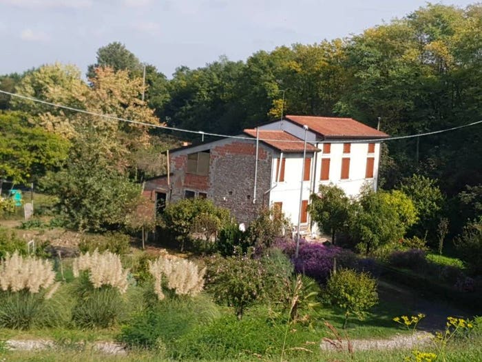 Casa con 5 locali in vendita in Roncoferraro