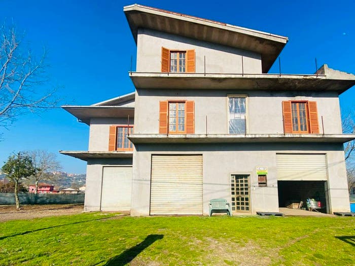 Casa quadrilocale in vendita in Via Pantanello, Anagni