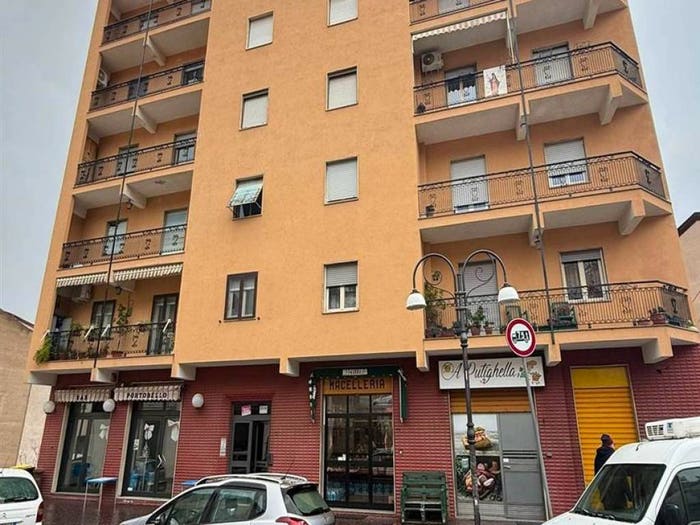 Appartamento quadrilocale in vendita in Corso dei Garibaldini, Casali del Manco