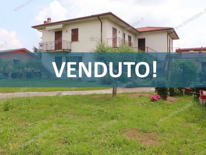 Appartamento trilocale in vendita in Centro, Brembate
