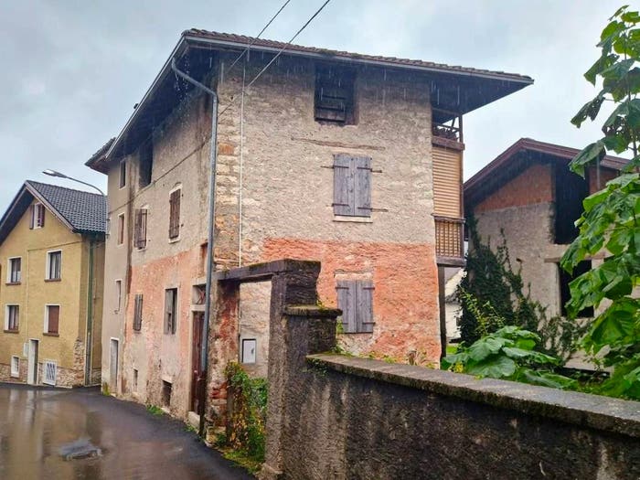 Casa bilocale in vendita in Via Cadorna N, Centro, Arsiè