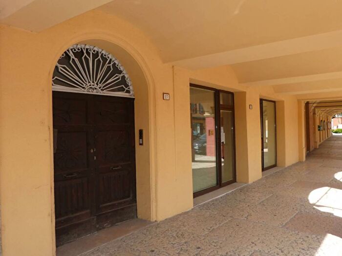 Casa quadrilocale in vendita in Corso Repubblica, Centro, Rolo