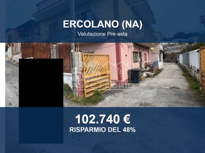 Appartamento con 5 locali in vendita in Traversa Cicatiello, Centro, Ercolano