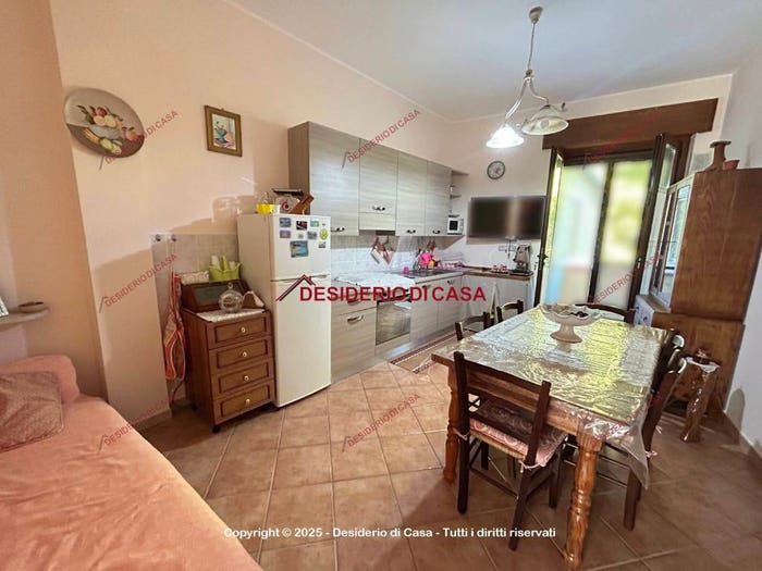 Appartamento con 5 locali in vendita in Via Libertà, Centro, Capo d'Orlando
