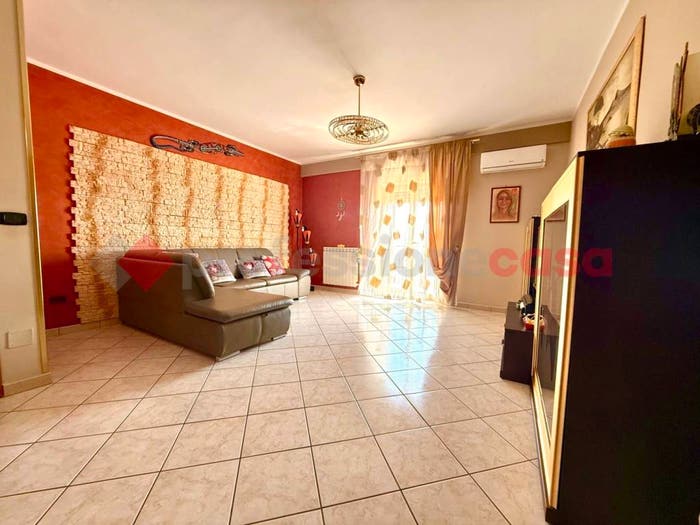 Appartamento trilocale in vendita in Via Deledda, Centro, Acerra