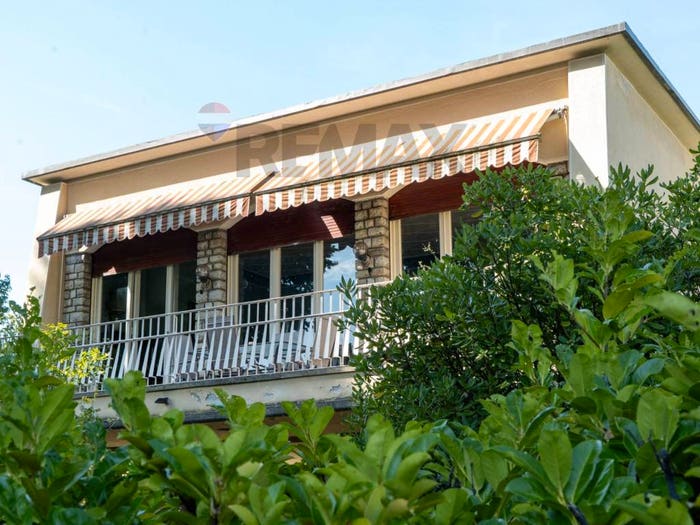Casa con 6 locali in vendita in via Nazionale, Ponte a Moriano, Lucca