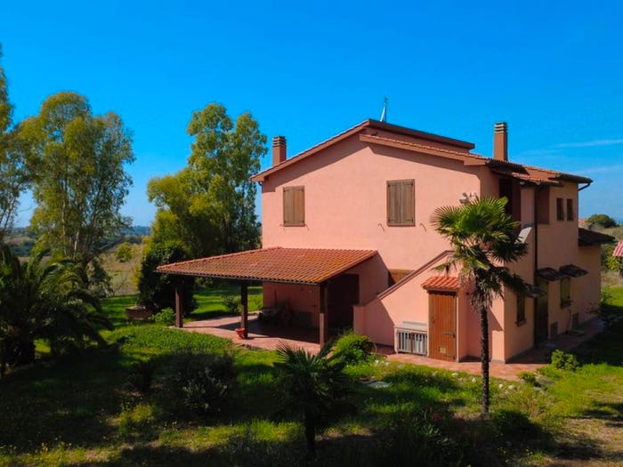 Casa con 6 locali in vendita in Strada Vitellonara, Montalto di Castro