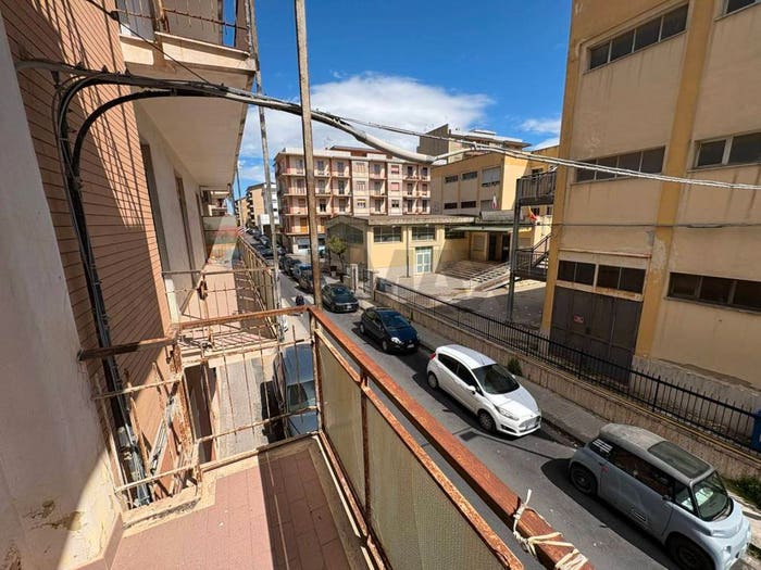 Appartamento quadrilocale in vendita in Via San Domenico Savio, Centro, Caltagirone