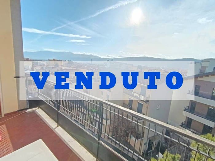 Appartamento con 5 locali in vendita in Via Montello, Centro, Avezzano