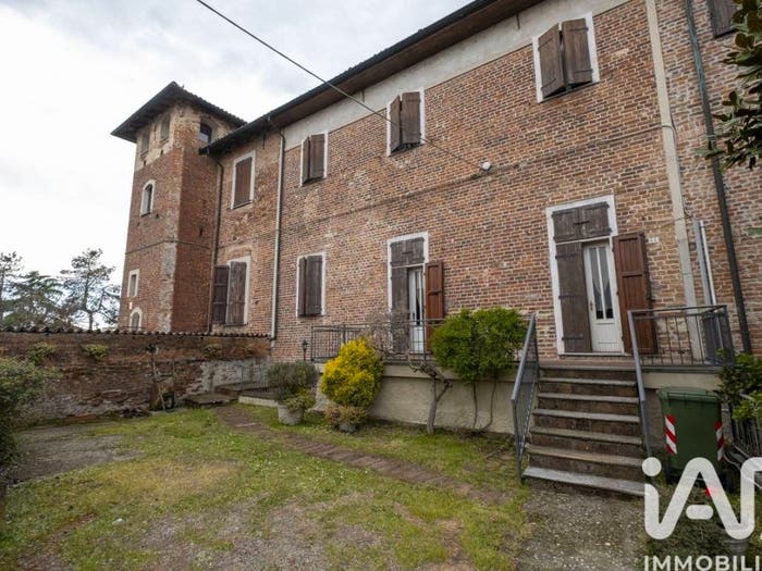Casa con 5 locali in vendita in Piazza castello, Inverno, Inverno e Monteleone