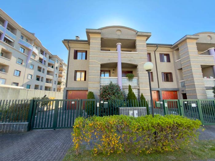 Casa con 5 locali in vendita in Via Rina Musso, Bicocca, Novara