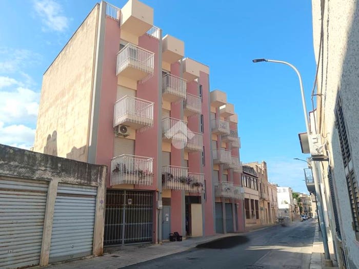 Appartamento quadrilocale in vendita in Via Clemente Giuseppe, Casa Santa, Erice