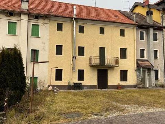 Casa con 6 locali in vendita in Via Pieretto Bianco, Tignes, Alpago