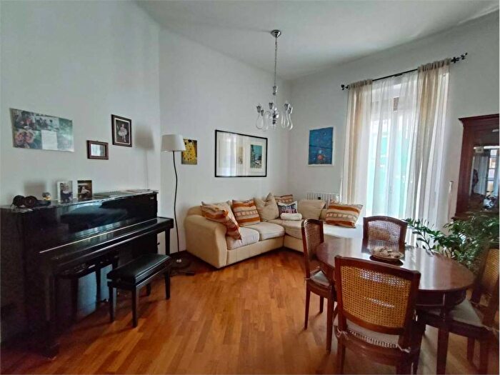 Appartamento quadrilocale in vendita in Cavour, Ancona