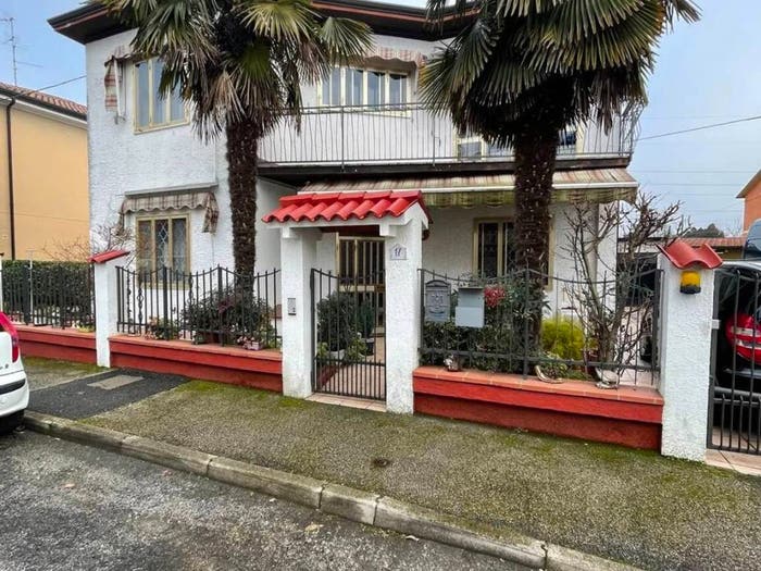 Casa con 6 locali in vendita in Via Alberto Mario, Porotto Cassana, Ferrara
