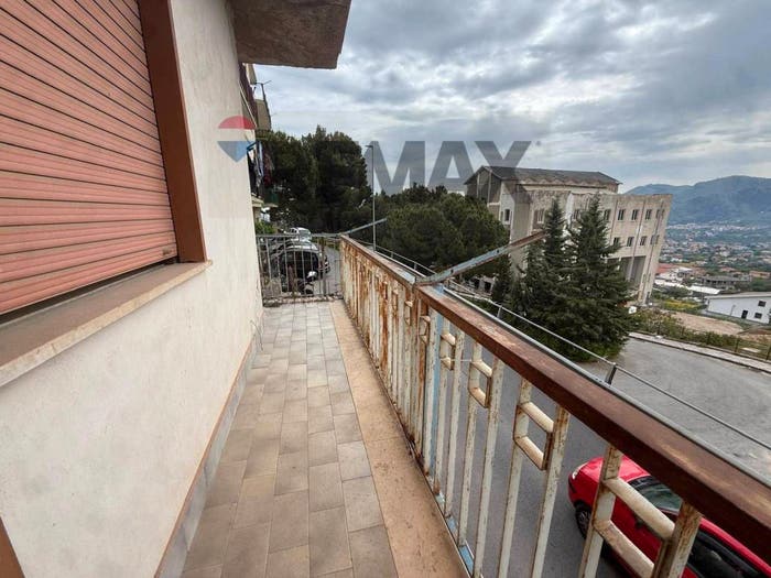 Appartamento trilocale in vendita in Via cappuccini, Centro, Monreale