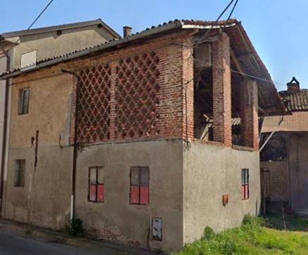 Casa trilocale in vendita in Via Giuseppe Garibaldi, Genzone, Corteolona e Genzone