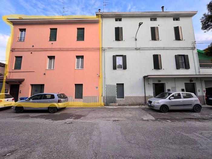Casa con 6 locali in vendita in Vicolo Forno, Centro, Collecchio