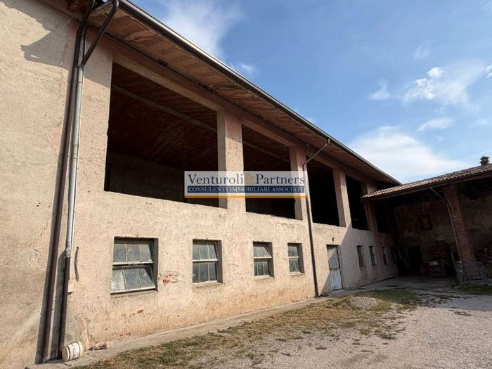 Casa con 6 locali in vendita in Via Pontenove, Pontenove, Bedizzole