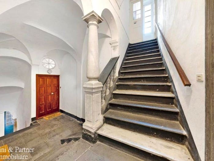 Appartamento trilocale in vendita in Via Guani, Centro, Levanto