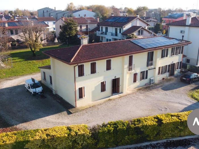 Casa con 6 locali in vendita in Via Magnadola, Centro, Cessalto