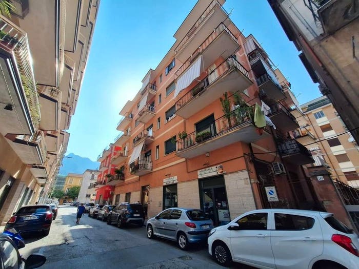 Appartamento quadrilocale in vendita in Via Alcide De Gasperi, Centro, Cava de' Tirreni