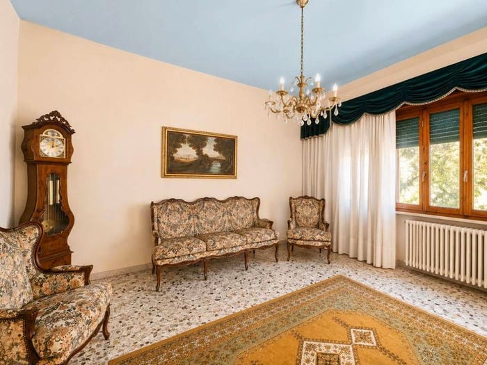 Casa con 6 locali in vendita in Centro, Capannoli