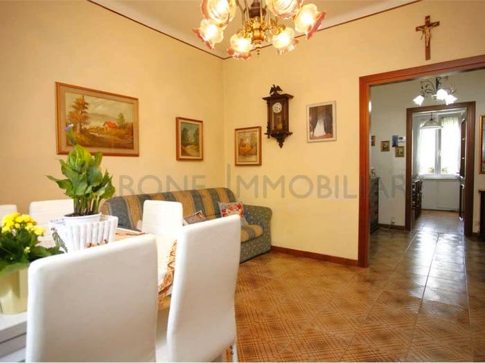 Appartamento quadrilocale in vendita in via bibolotti, Centro, Massa