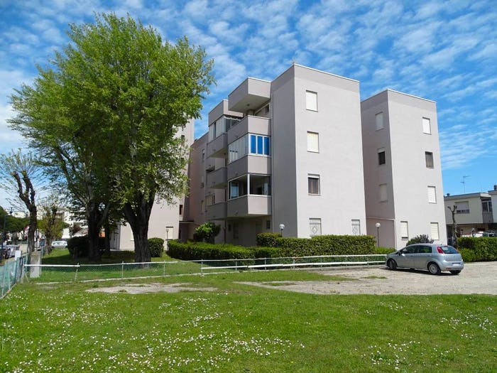 Appartamento trilocale in vendita in Viale Puccini, Lido Adriano Lido di Dante, Ravenna